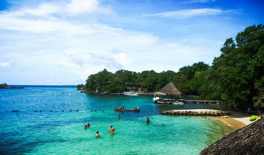 Travel to the islands of Colombia
